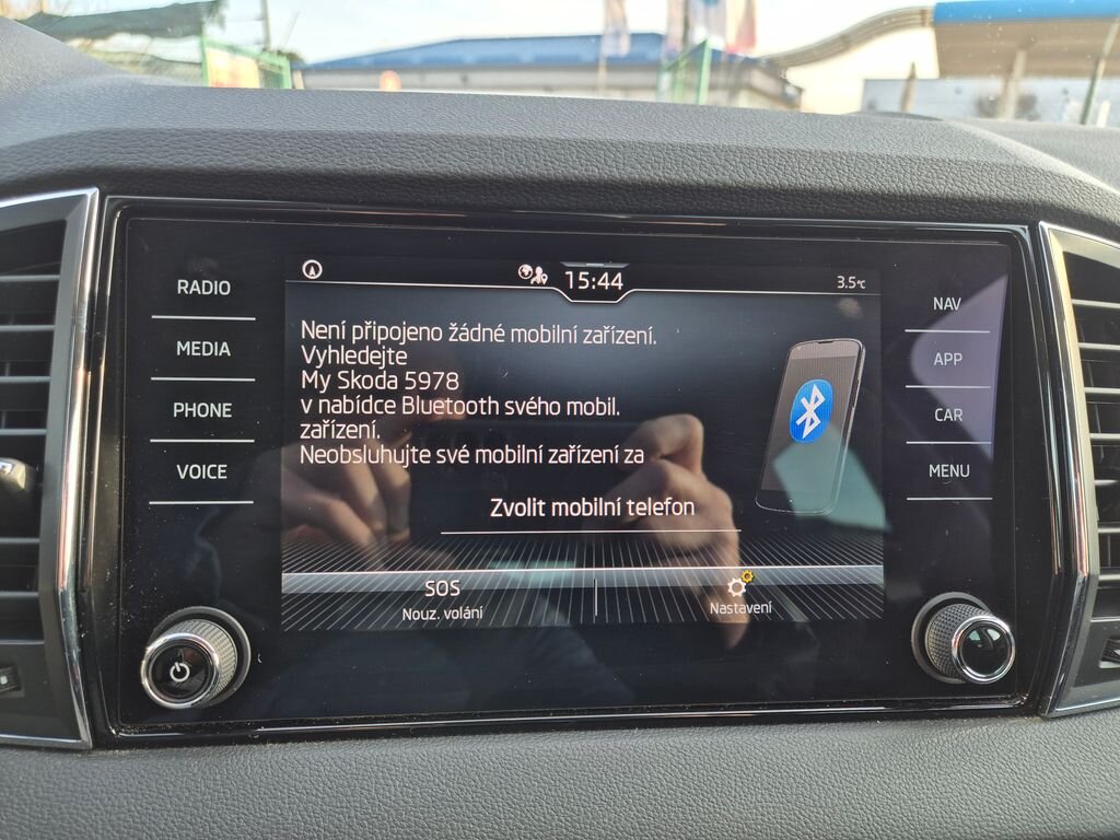 Škoda Karoq SUV 1,5 l 110 kw