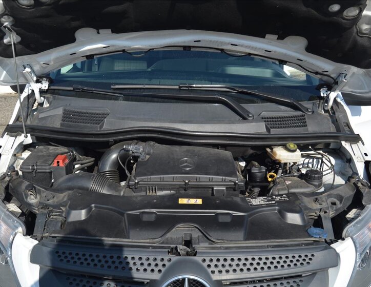 Mercedes-Benz Ostatní Ostatní 2,1 l 140 kw