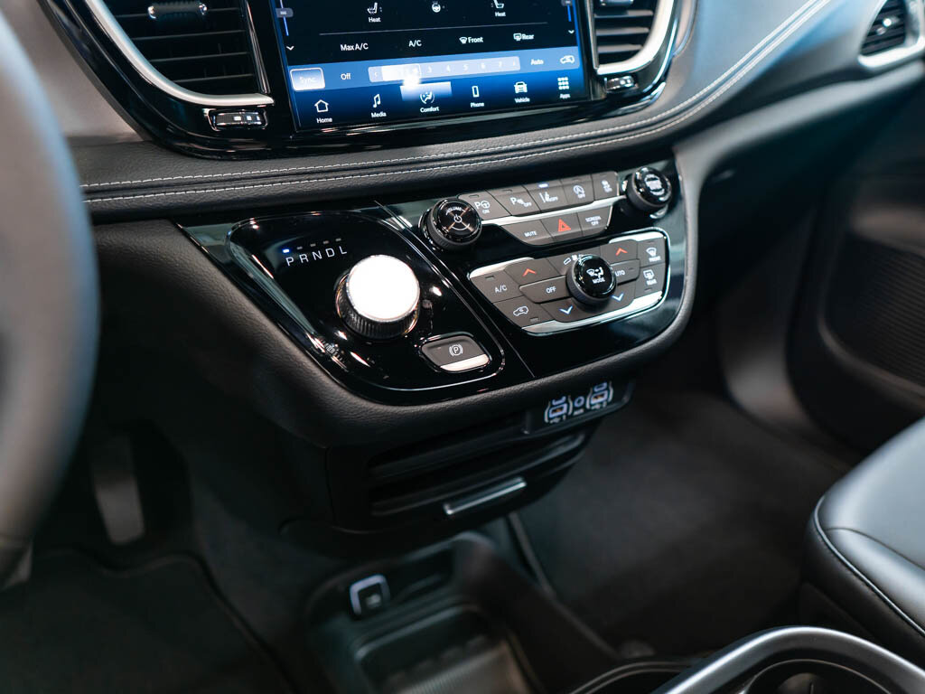 Chrysler Pacifica MPV 3,6 l 221 kw