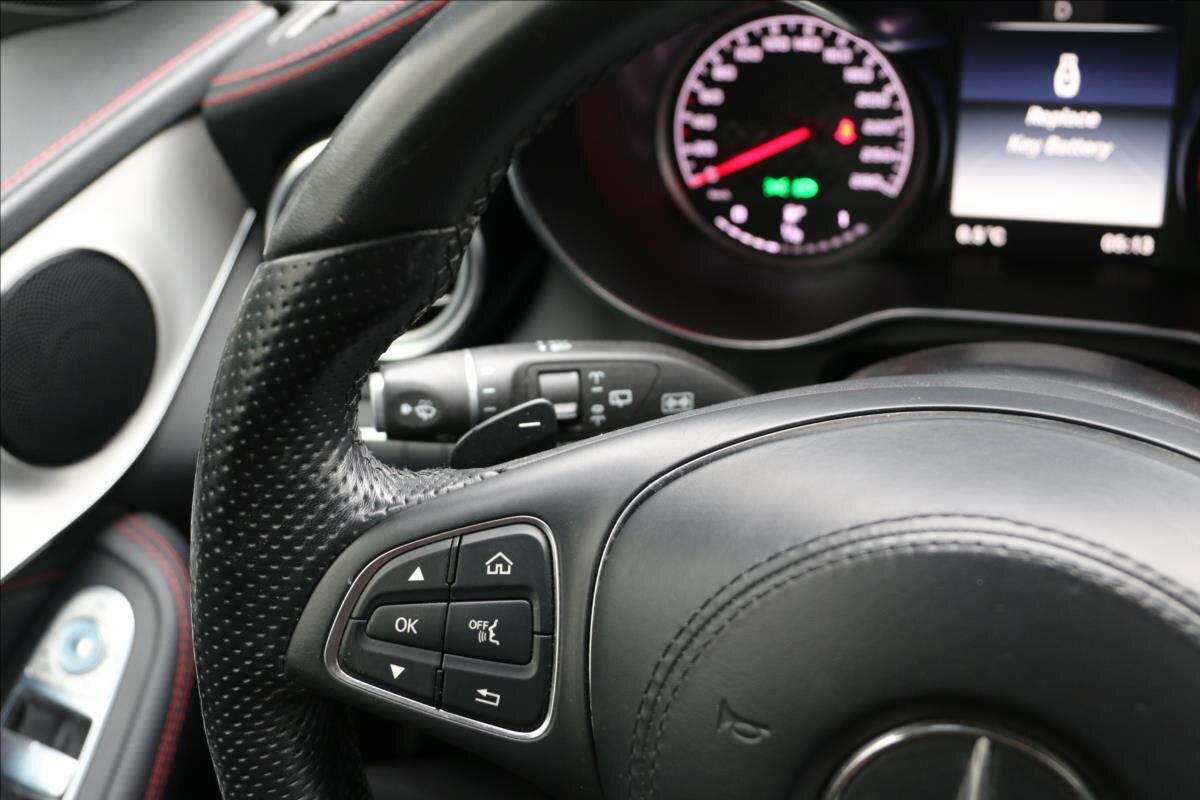 Mercedes-Benz GLC SUV / Terénní 3,0 l 270 kw