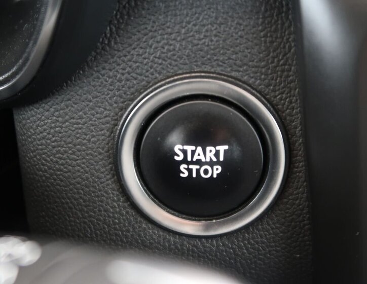 Renault Kadjar SUV / Terénní 1,6 l 96 kw