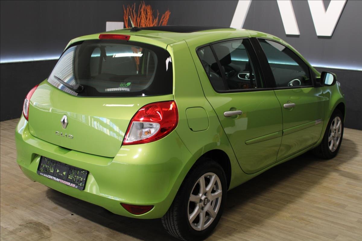 Renault Clio Hatchback 1,1 l 55 kw