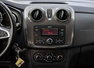 Dacia Sandero 16