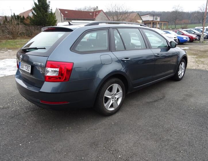 Škoda Octavia 9