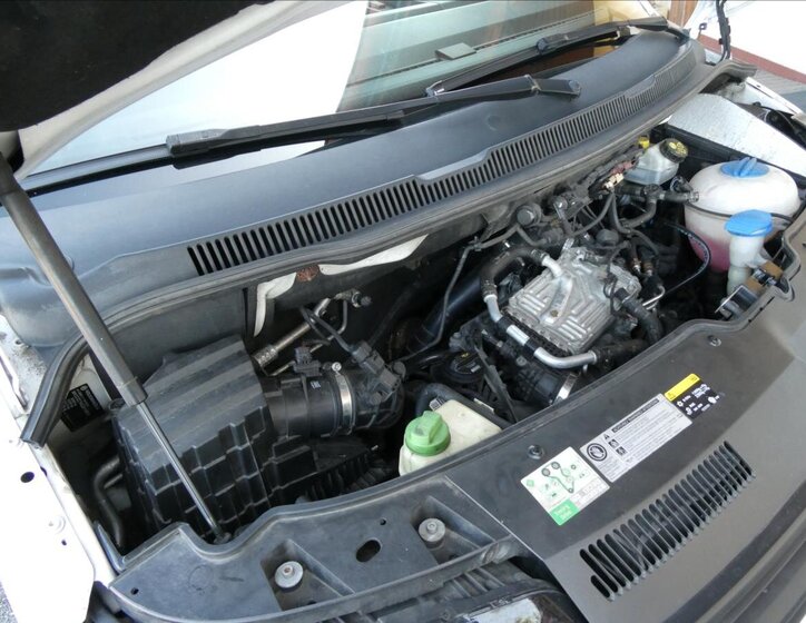 Volkswagen Multivan 37