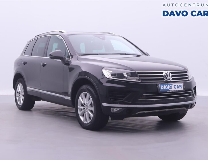 Volkswagen Touareg 1