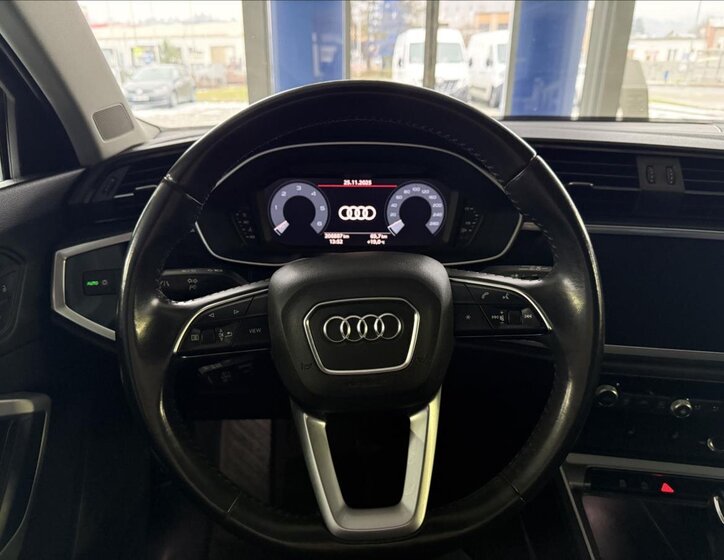 Audi Q3 SUV / Terénní 2,0 l 110 kw