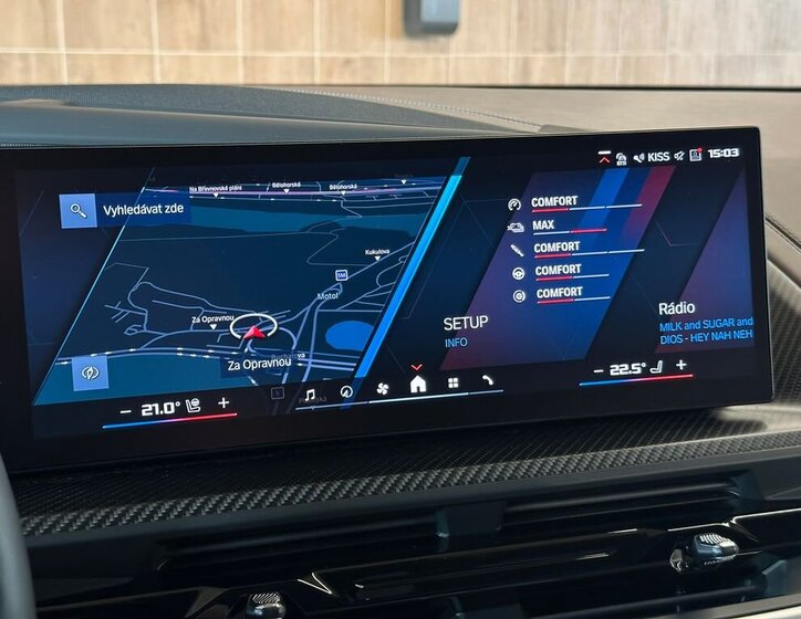 BMW XM SUV / Terénní 4,4 l 480 kw