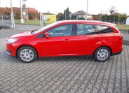 Ford Focus Kombi 999,0 74 kw
