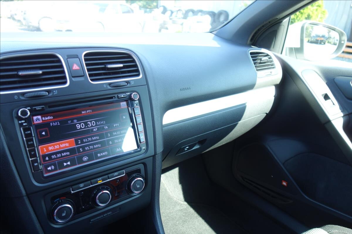 Volkswagen Golf Kabriolet 1,2 l 77 kw