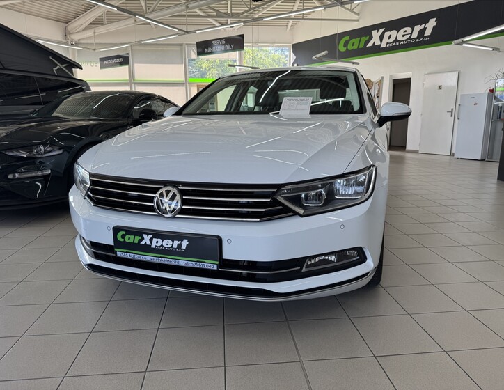 Volkswagen Passat 2