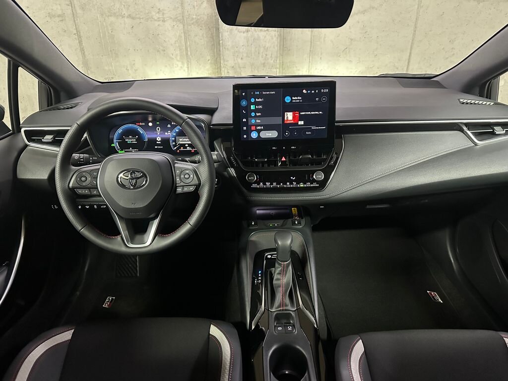 Toyota Corolla Kombi 2,0 l 144 kw