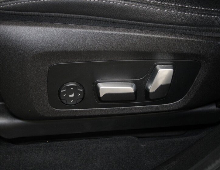 BMW X3 SUV 2,0 l 215 kw