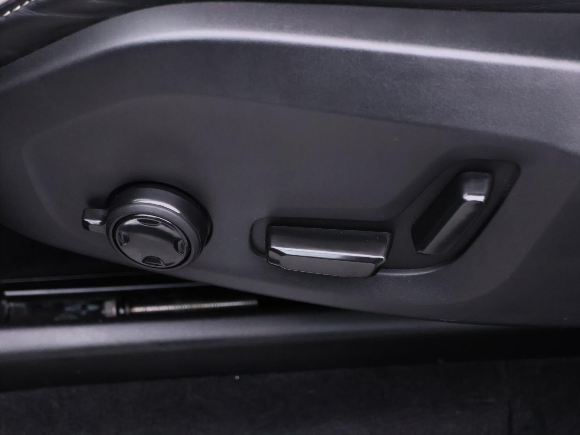 Volvo XC90 SUV 2,0 l 173 kw