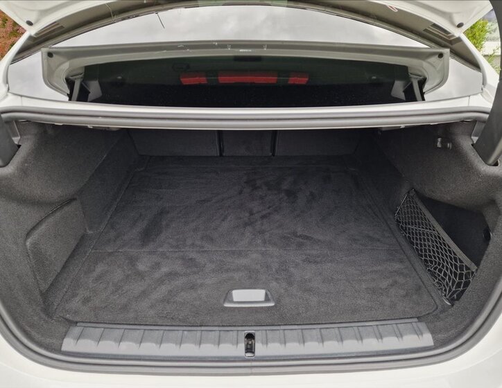 BMW Řada 2 Sedan / Limuzína 2,0 l 110 kw