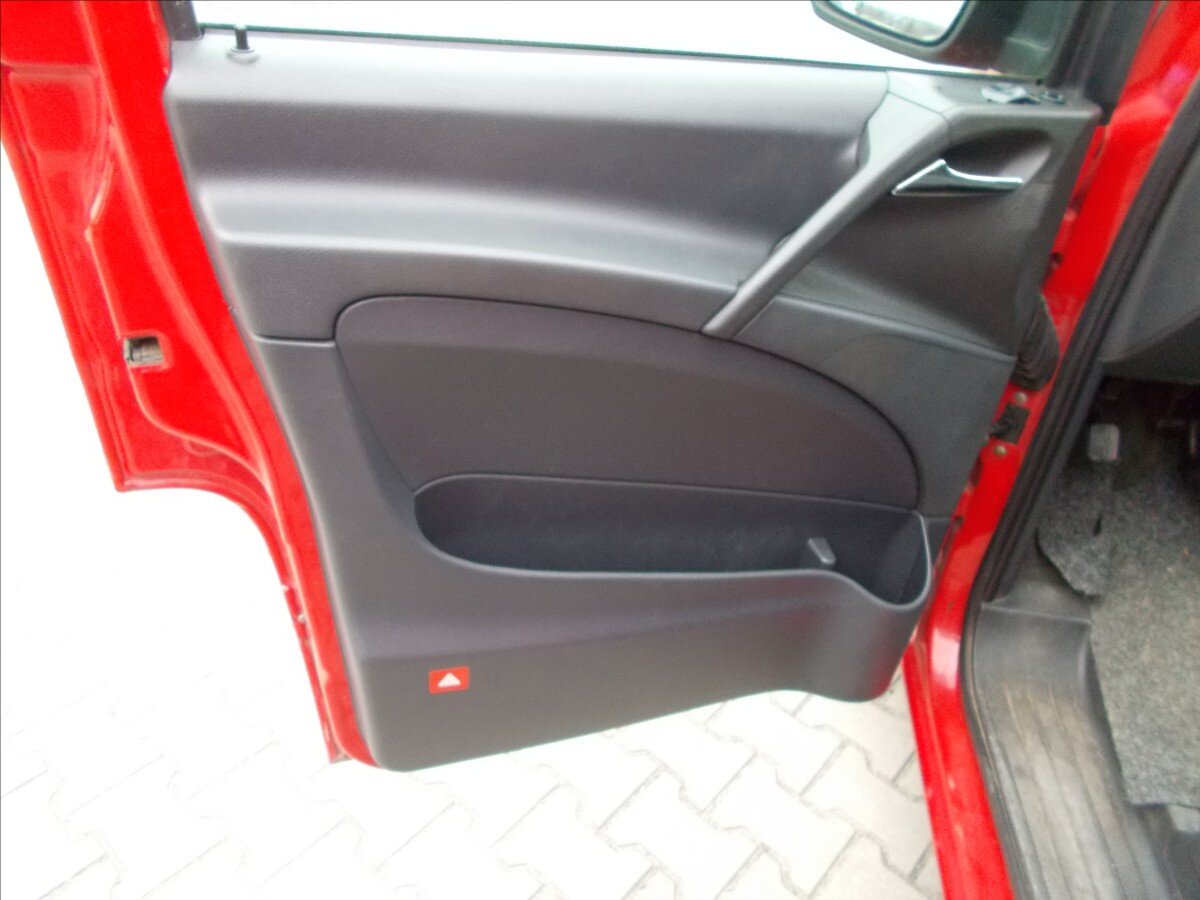 Mercedes-Benz Vito MPV 2,1 l 70 kw
