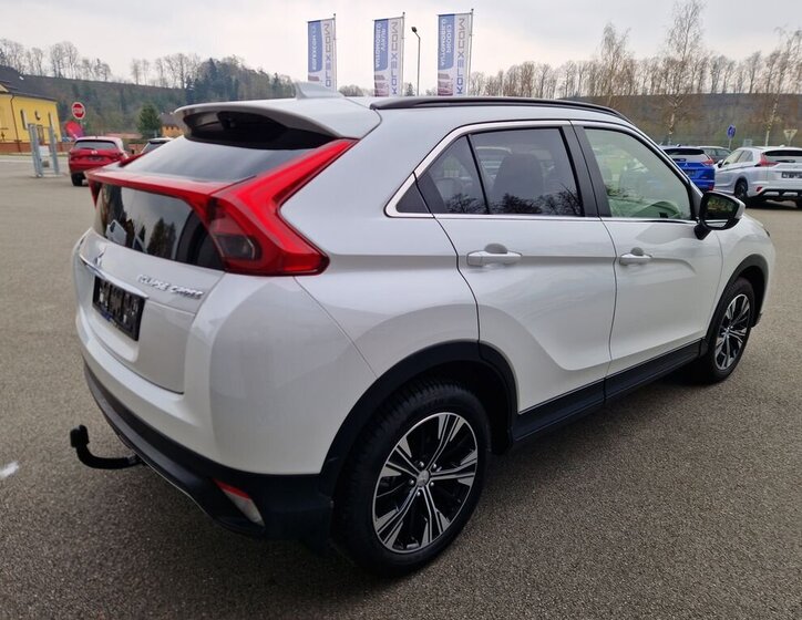 Mitsubishi Ostatní SUV / Terénní 1,5 l 120 kw