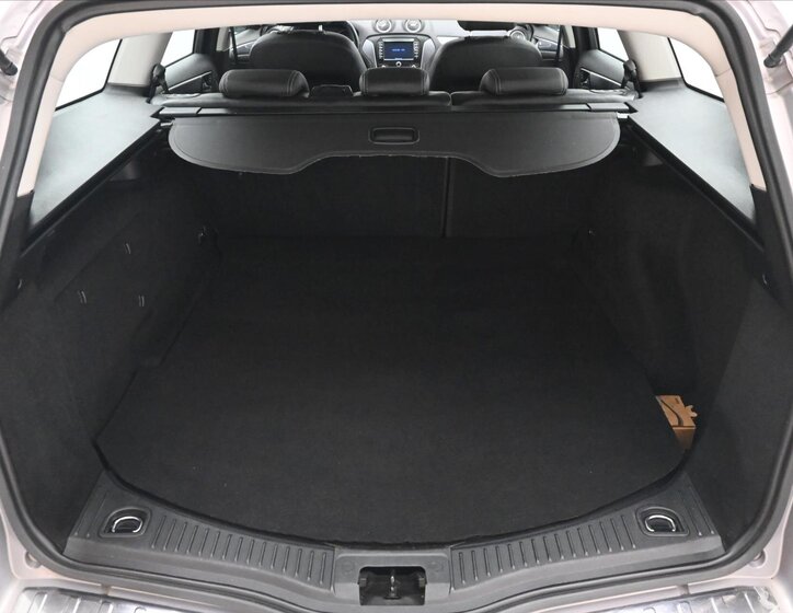 Ford Mondeo Kombi 2,0 l 120 kw