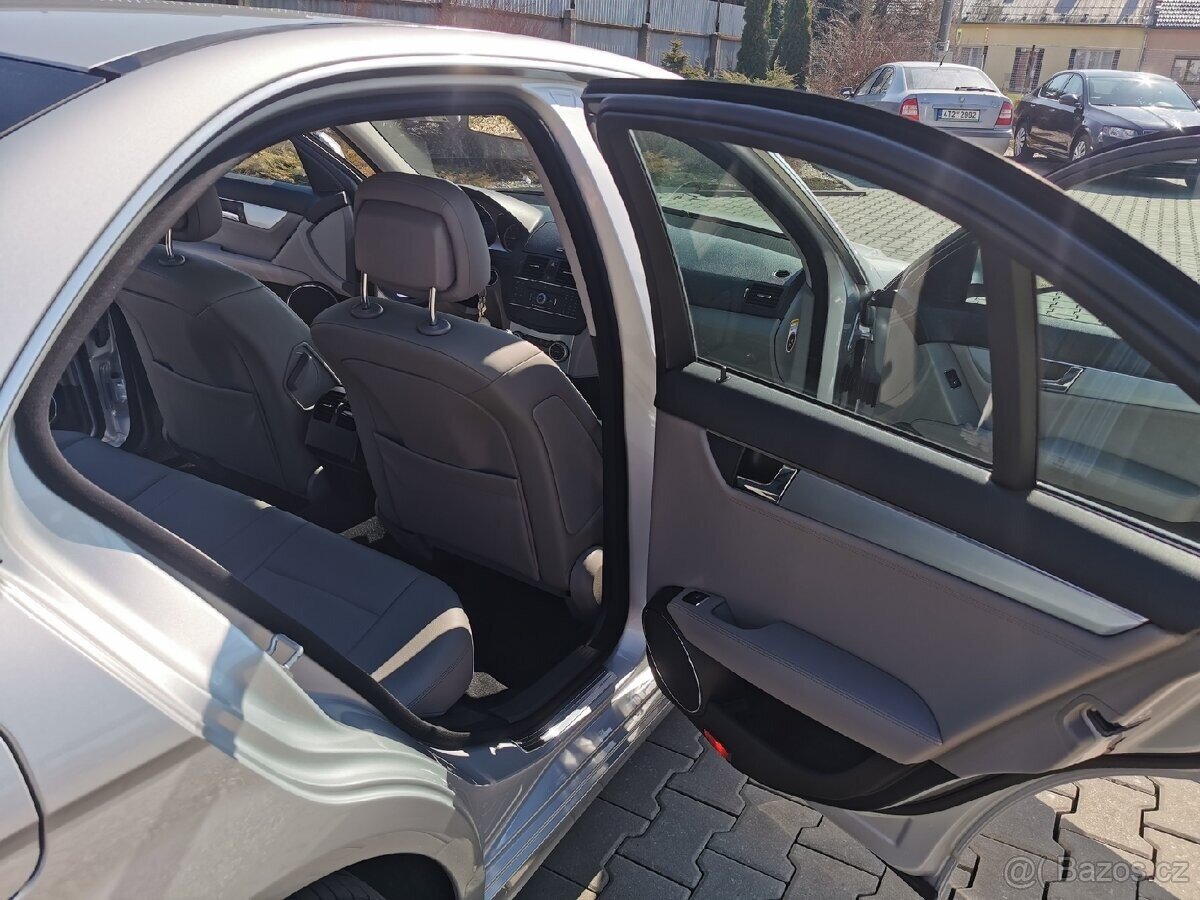 Mercedes-Benz Třídy C Sedan / Limuzína 0,0 0