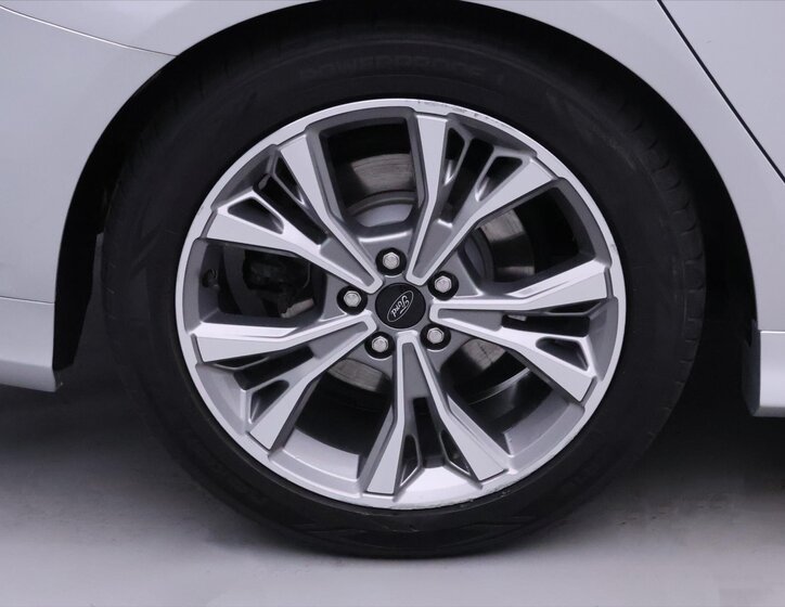 Ford Mondeo Kombi 2,0 l 132 kw