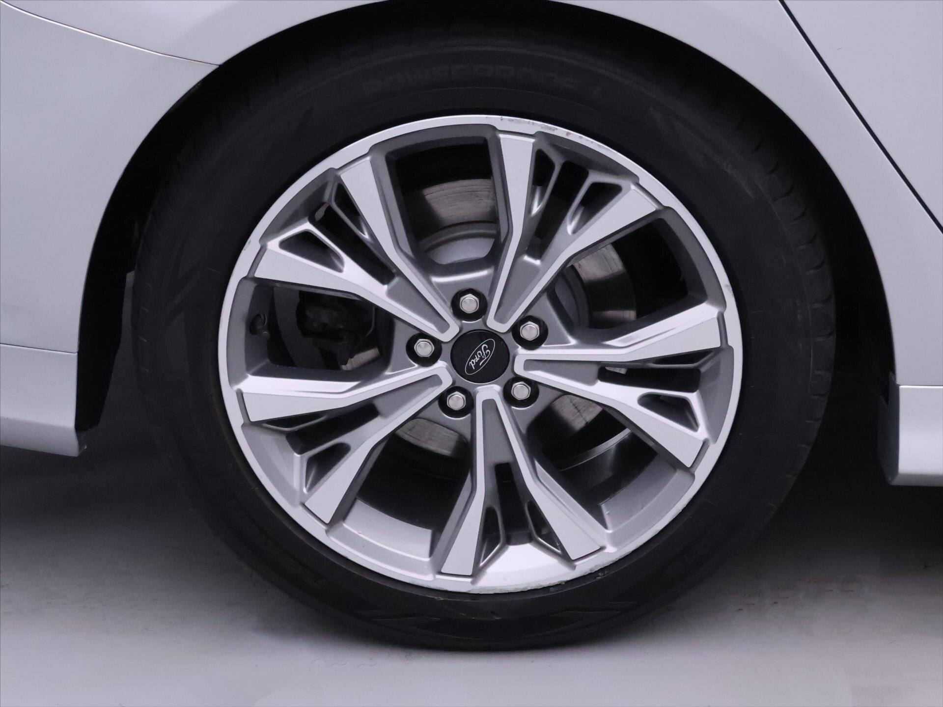 Ford Mondeo Kombi 2,0 l 132 kw