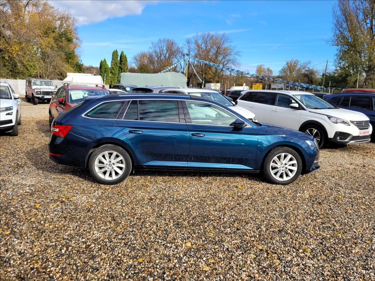 Škoda Superb
