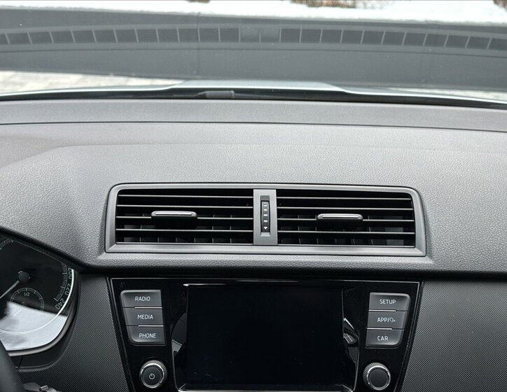 Škoda Fabia Hatchback 999,0 70 kw