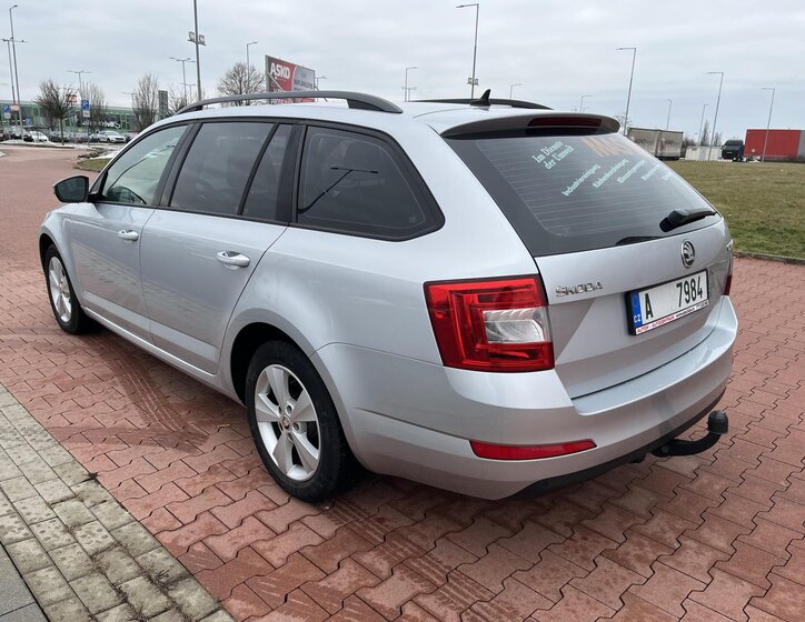 Škoda Octavia Kombi 2,0 l 110 kw