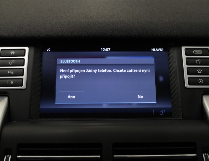 Land Rover Discovery Sport 11