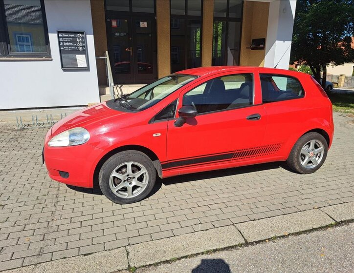 Fiat Grande Punto Kombi 1,2 l 51 kw