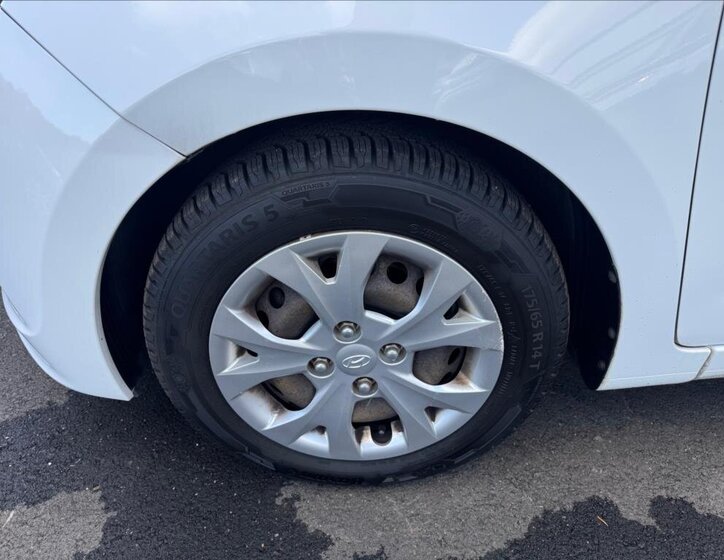 Hyundai i10 Hatchback 998,0 48 kw