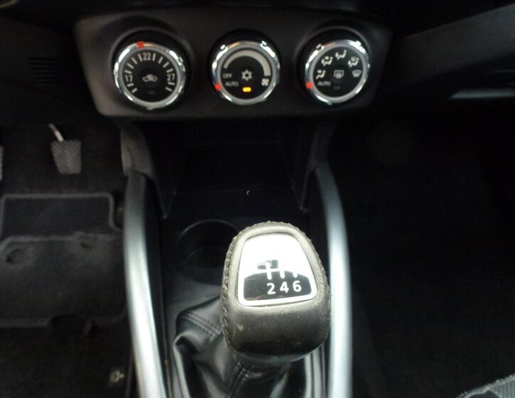 Mitsubishi Outlander 36