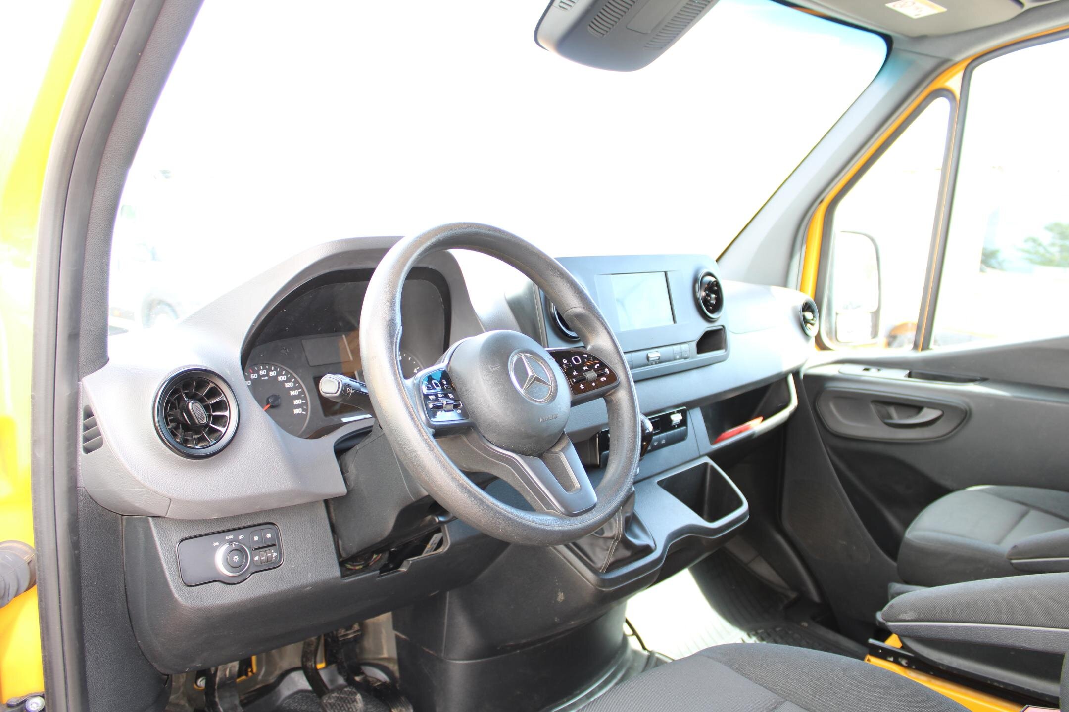 Mercedes-Benz Sprinter Užitková 2,1 l 120 kw