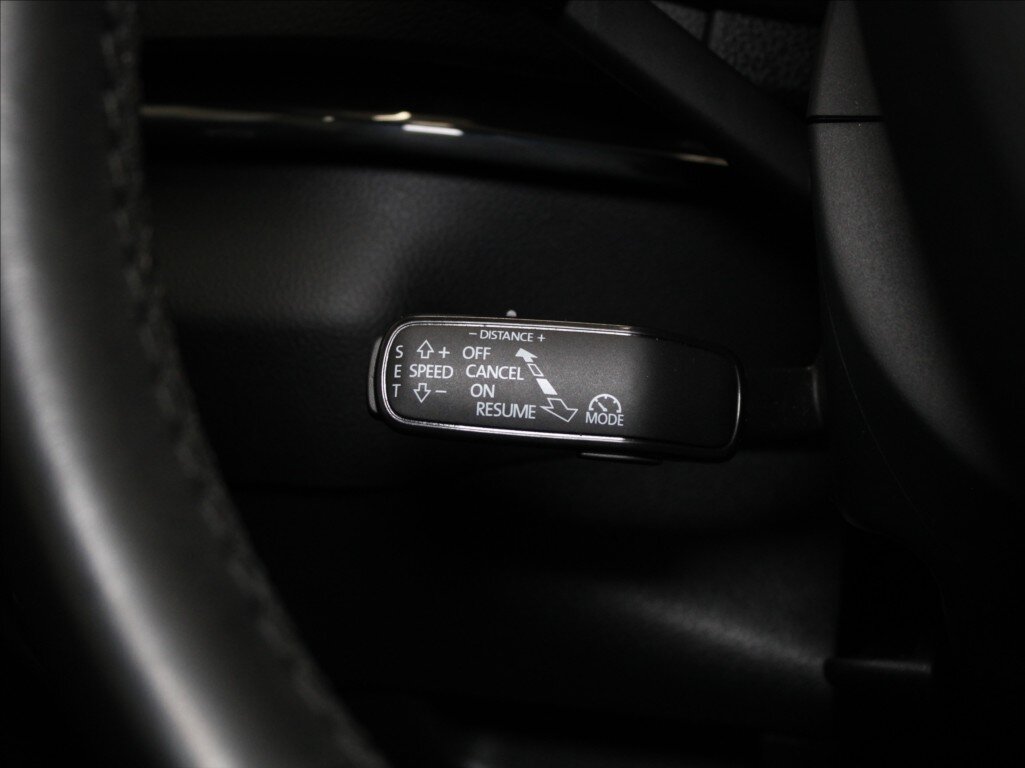 Škoda Karoq SUV 1,6 l 85 kw