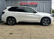 BMW X5 Kombi 3,0 l 280 kw