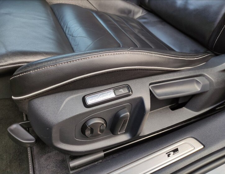 Volkswagen Arteon Liftback 2,0 l 140 kw