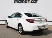 Opel Insignia 5