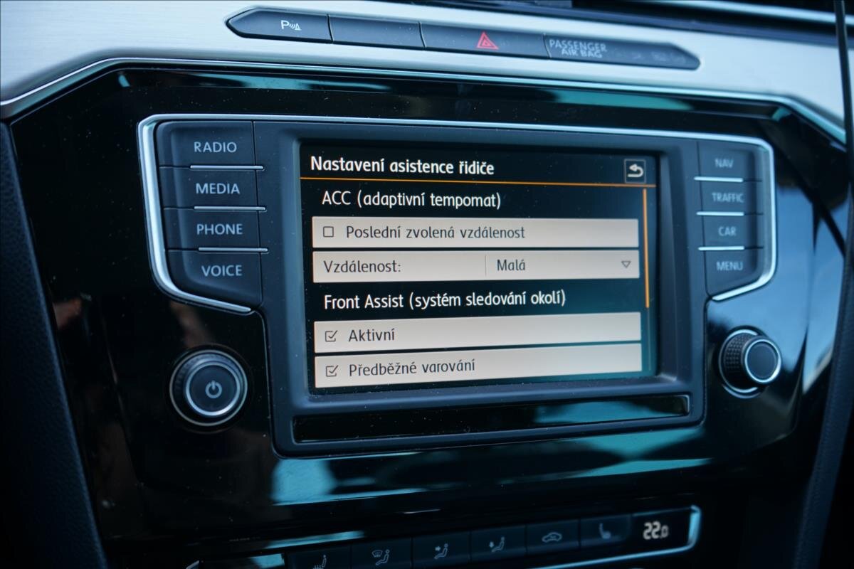 Volkswagen Passat Sedan / Limuzína 2,0 l 176 kw