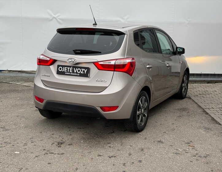 Hyundai ix20 Hatchback 1,6 l 91 kw