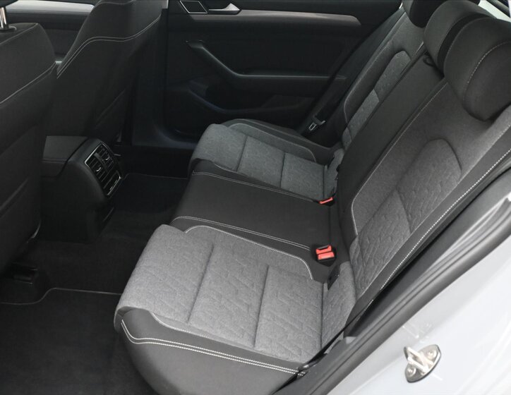 Volkswagen Passat Kombi 2,0 l 110 kw