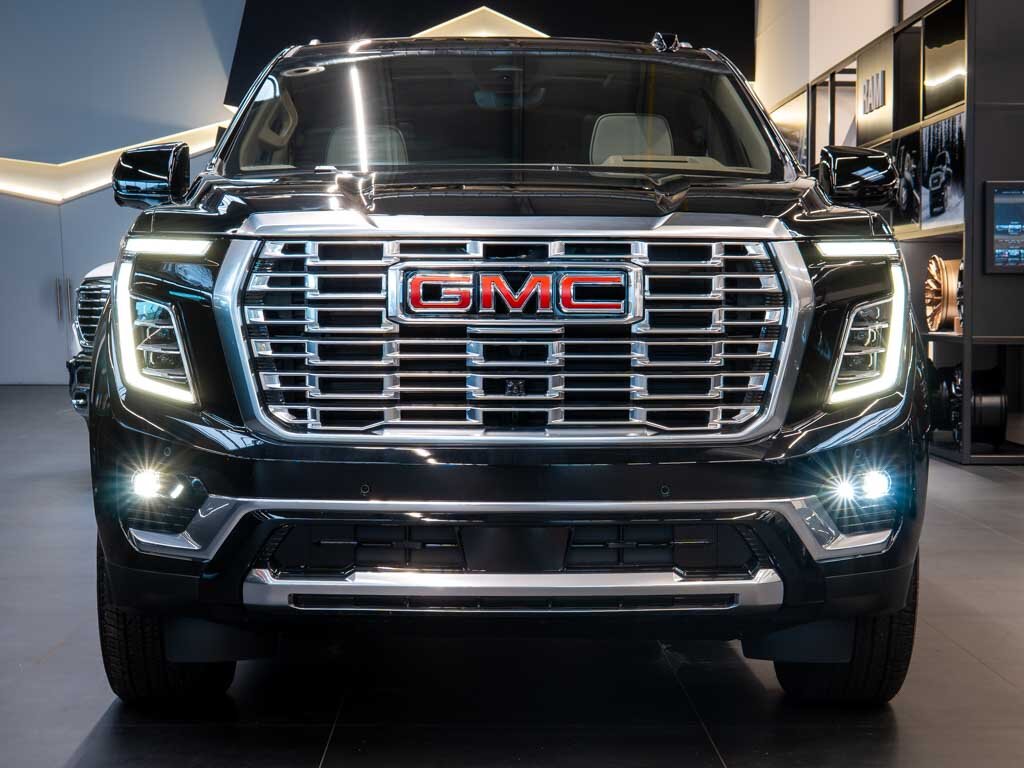 GMC Yukon SUV 6,2 l 313 kw