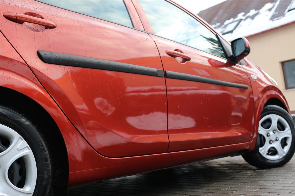 KIA Picanto Hatchback 998,0 49 kw