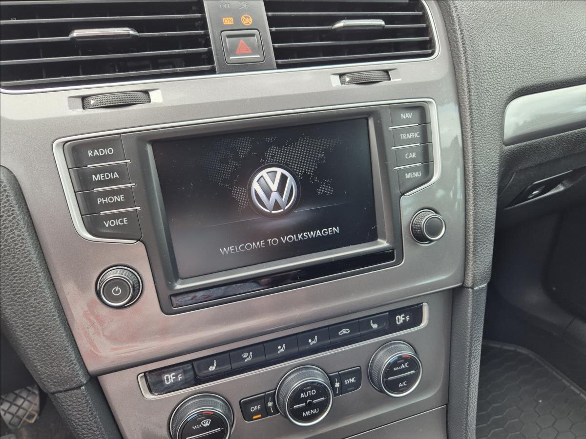 Volkswagen Golf Kombi 1,6 l 81 kw