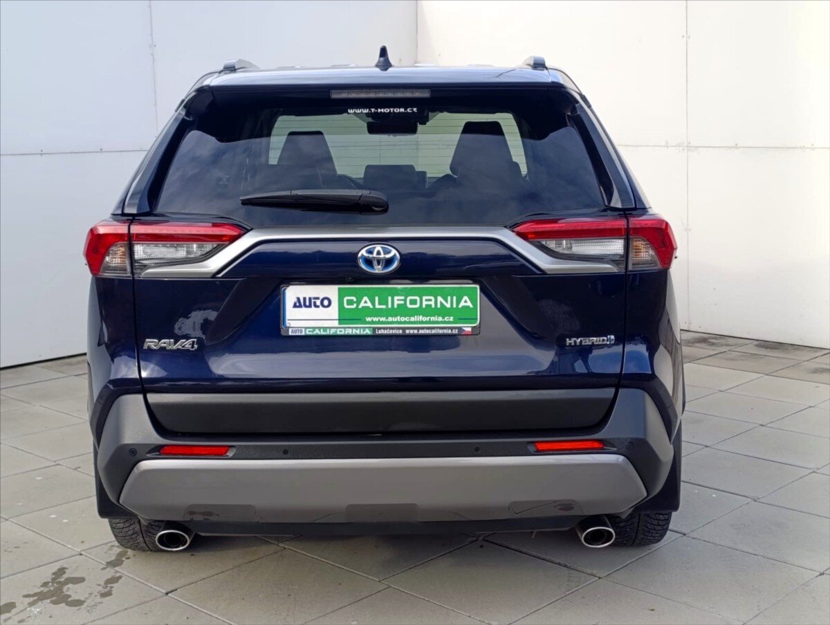 Toyota RAV4 SUV 2,5 l 131 kw