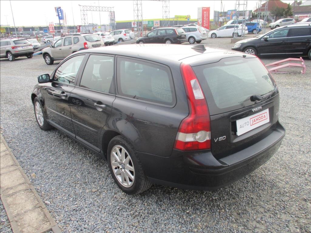 Volvo V50 Kombi 2,0 l 100 kw