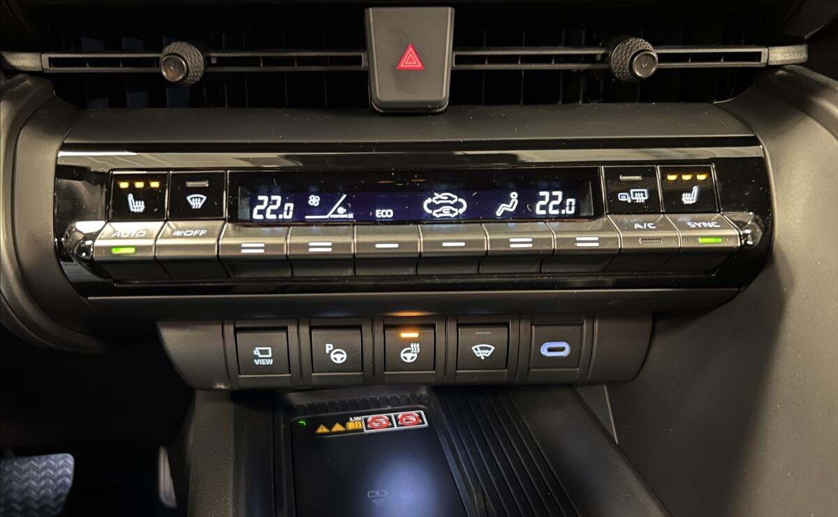 Toyota C-HR Hatchback 2,0 l 111 kw