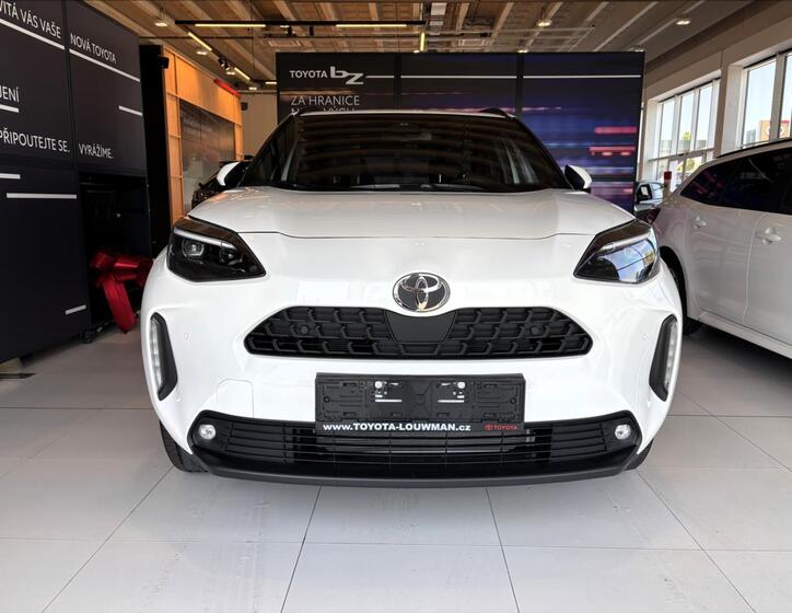 Toyota Yaris Cross 2