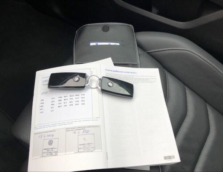 Volkswagen Touareg 16