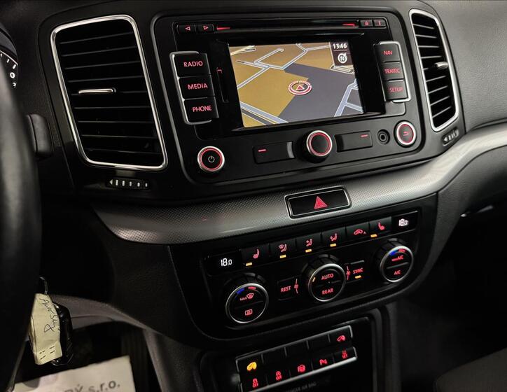 Volkswagen Sharan 23