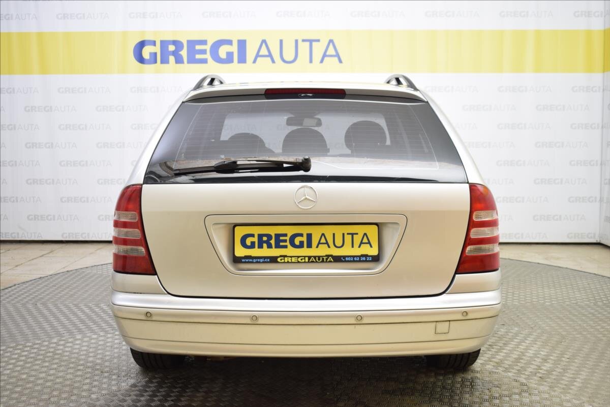 Mercedes-Benz Třídy C Kombi 1,8 l 105 kw